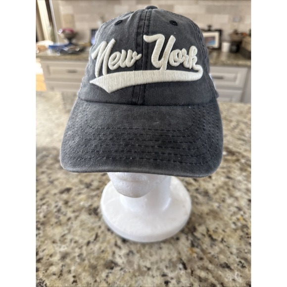 Elidan Un Structured Distressed, New York Strapback Baseball Cap Hat Black4982 - Picture 1 of 7